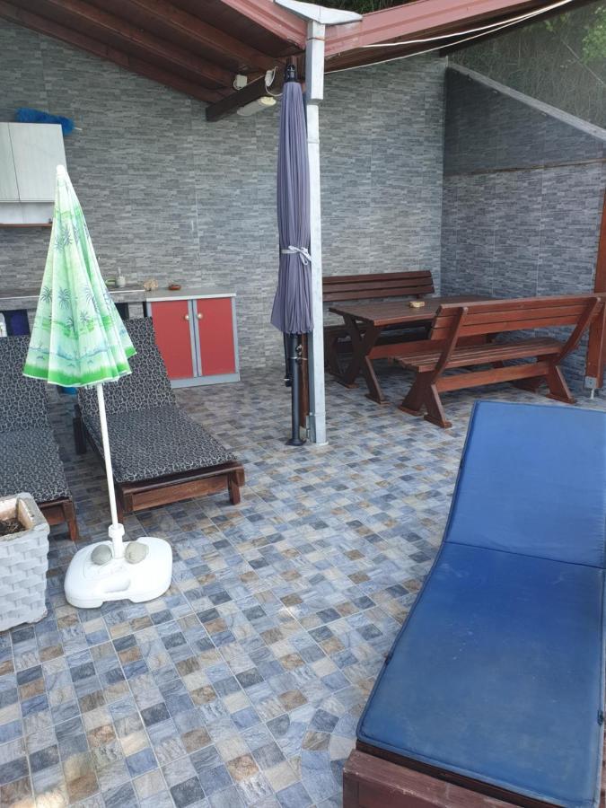 Holiday House Kruce Улцинь Экстерьер фото